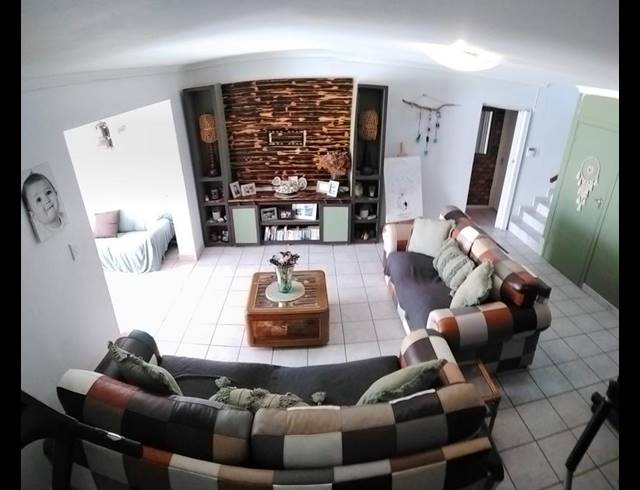 4 BEDROOM HOUSE FOR SALE IN FLAGSHIP